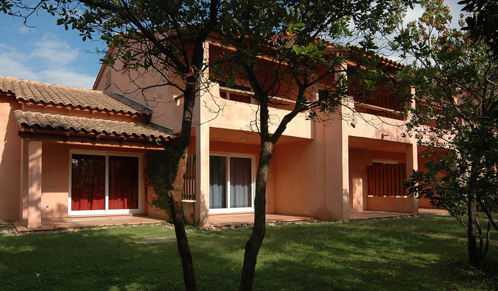 Pinarellu Complesso Residenziale Marina Di Pinarelloアパートホテル エクステリア 写真
