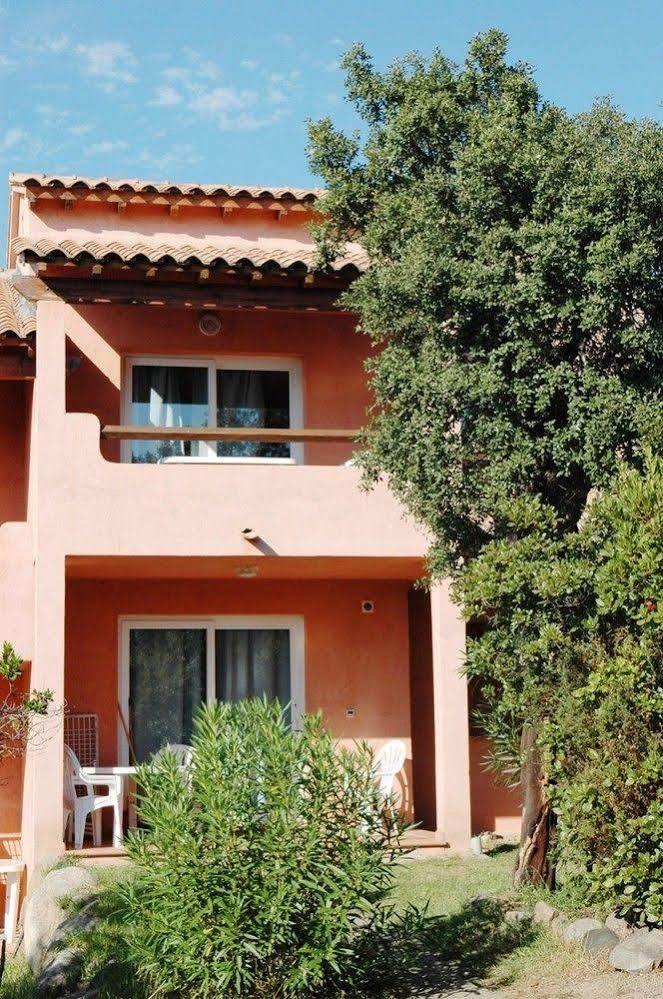 Pinarellu Complesso Residenziale Marina Di Pinarelloアパートホテル エクステリア 写真