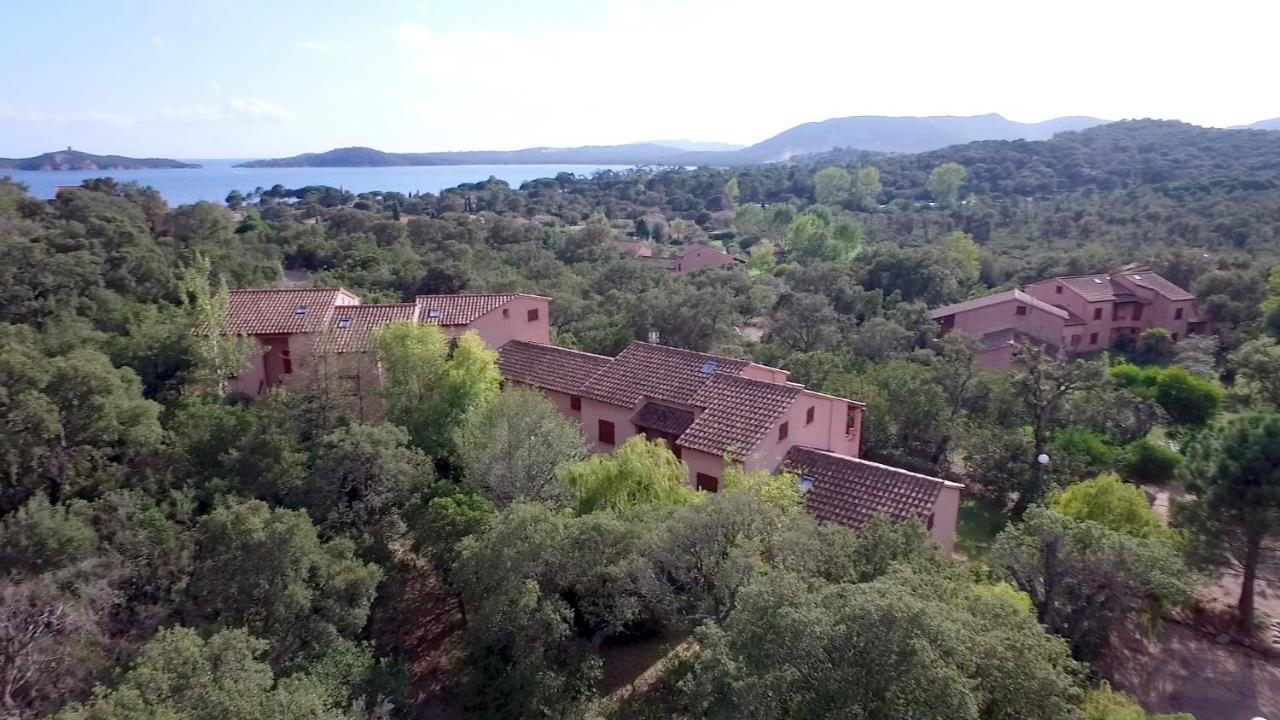 Pinarellu Complesso Residenziale Marina Di Pinarelloアパートホテル エクステリア 写真