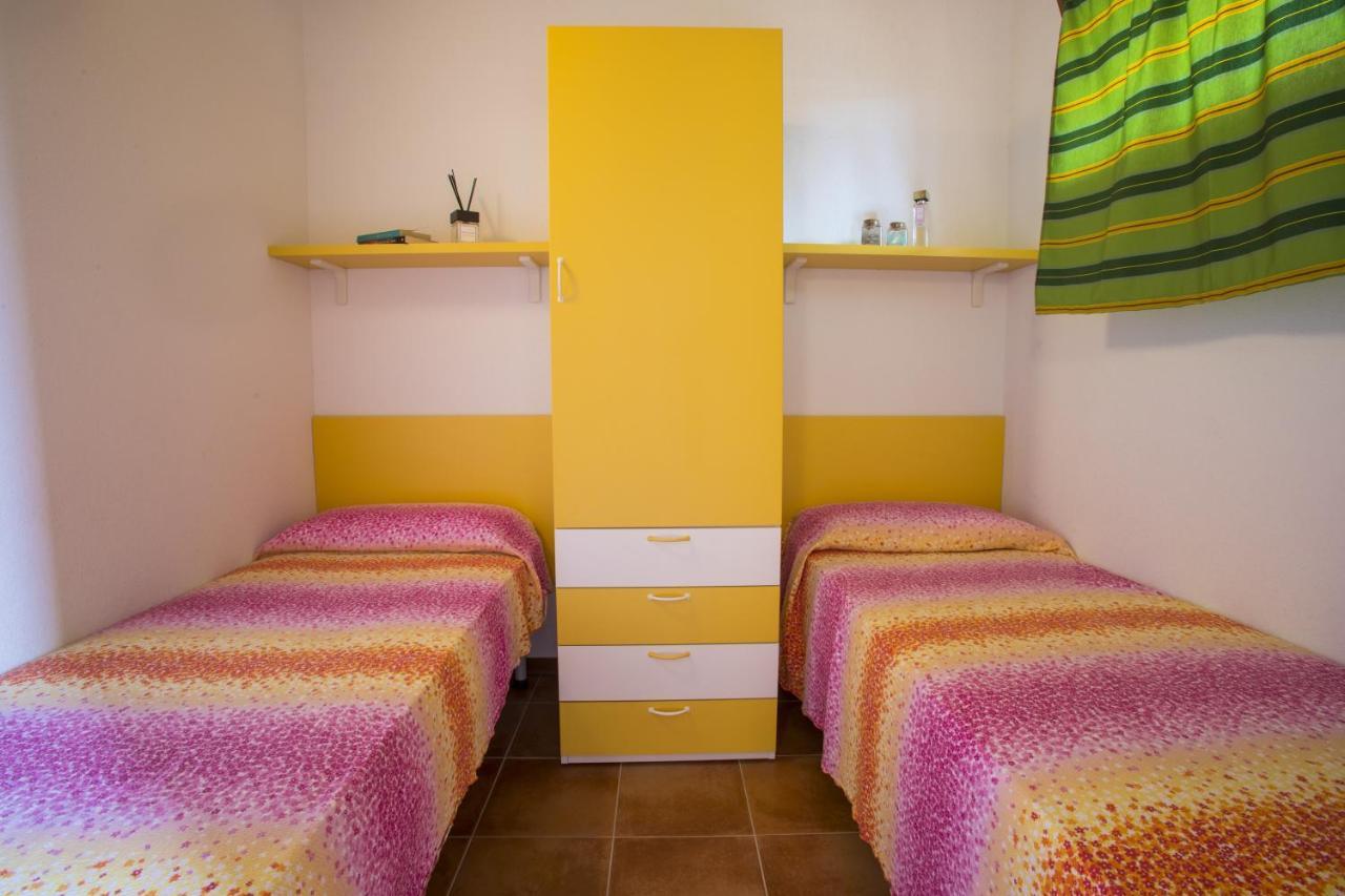 Pinarellu Complesso Residenziale Marina Di Pinarelloアパートホテル エクステリア 写真