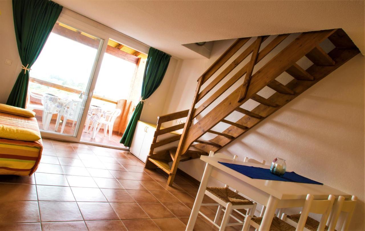 Pinarellu Complesso Residenziale Marina Di Pinarelloアパートホテル エクステリア 写真